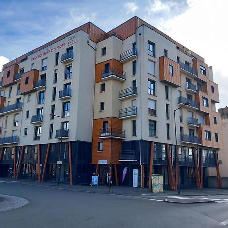 Residence Services Seniors Espace Et Vie 르망 외부 사진